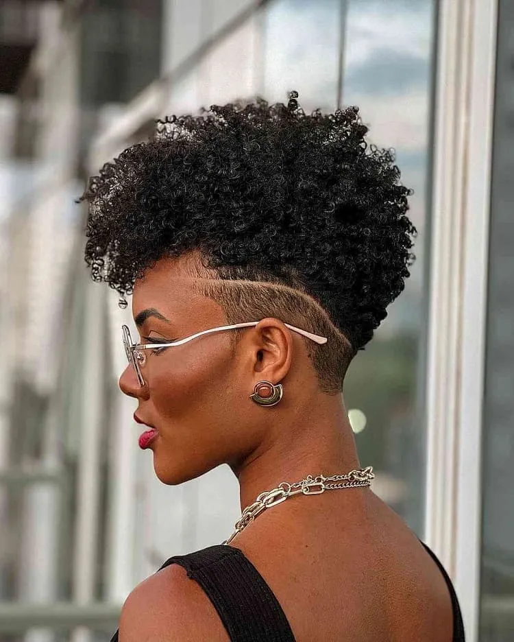 20 Fabulous Natural Short Hairstyles For Black Hair To Try Out This Summer 2023 0896