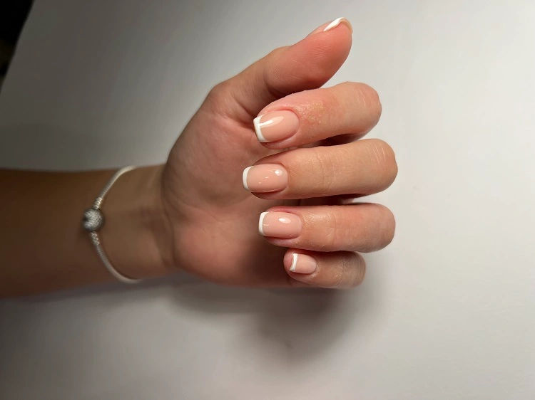 short square french manicure summer nail designs 2023