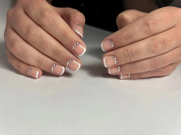 short square french tip nails