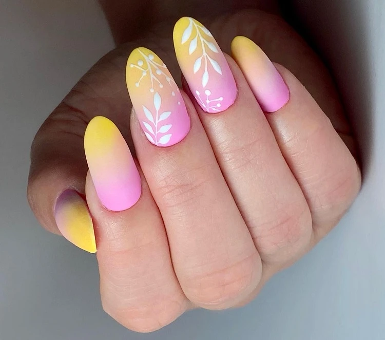 sunset summer ombre nails 2023