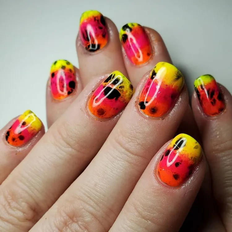 tie dye neon nails ideas pink yellow ombre black spots summer manicure 2023