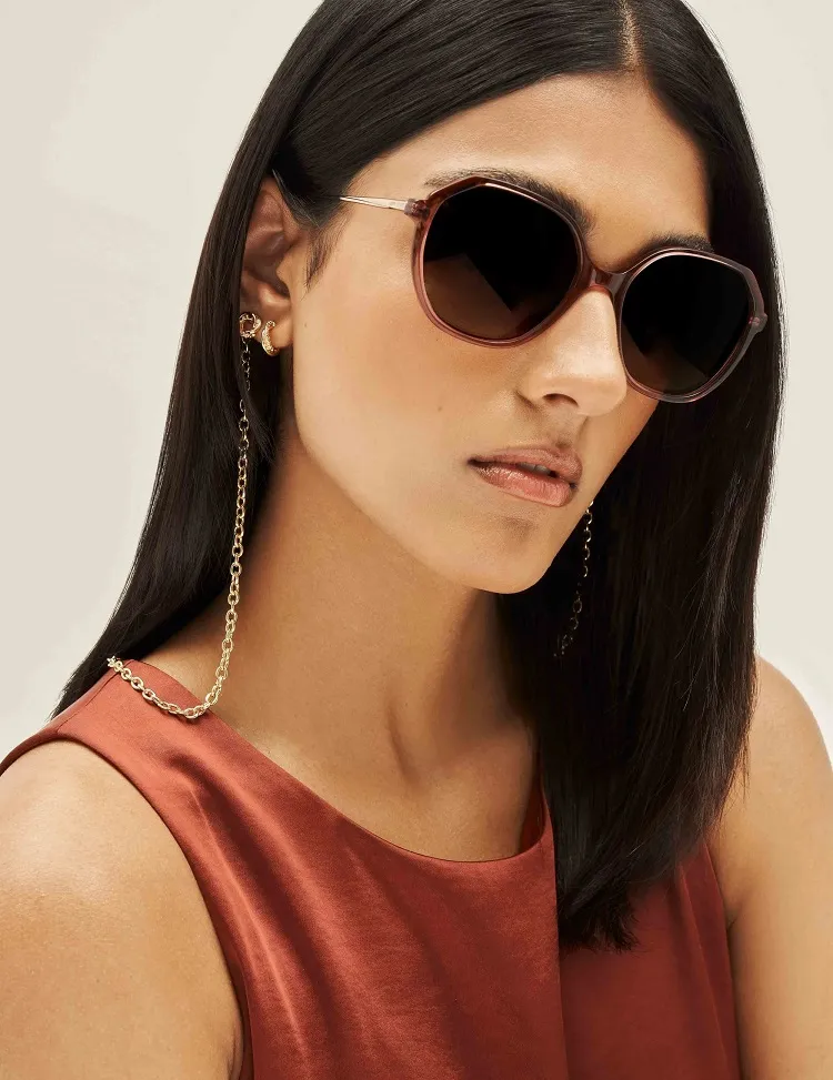 what shape sunglasses are best for an oval face