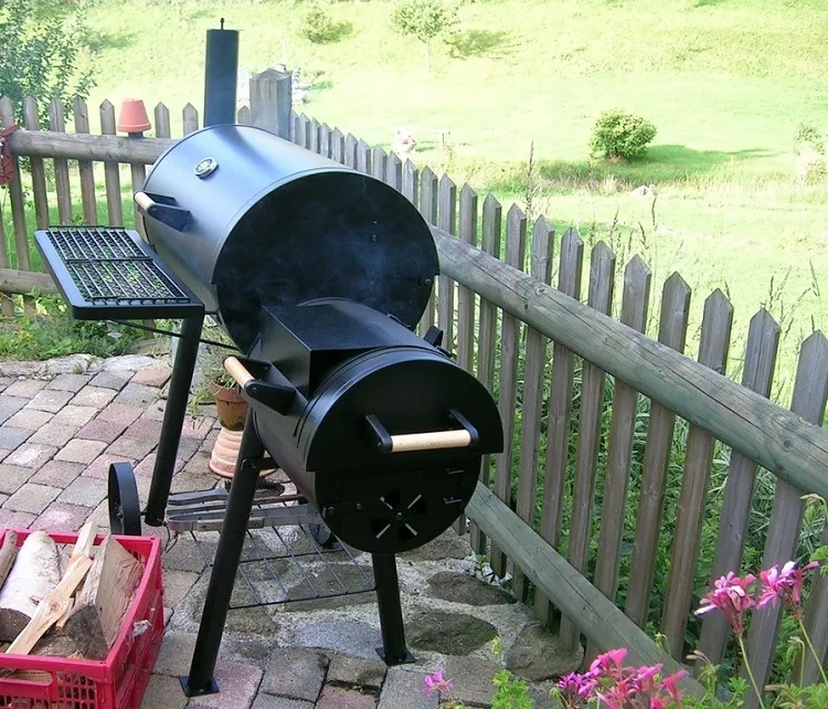 is a smoker better than a gas grill there are some advantages