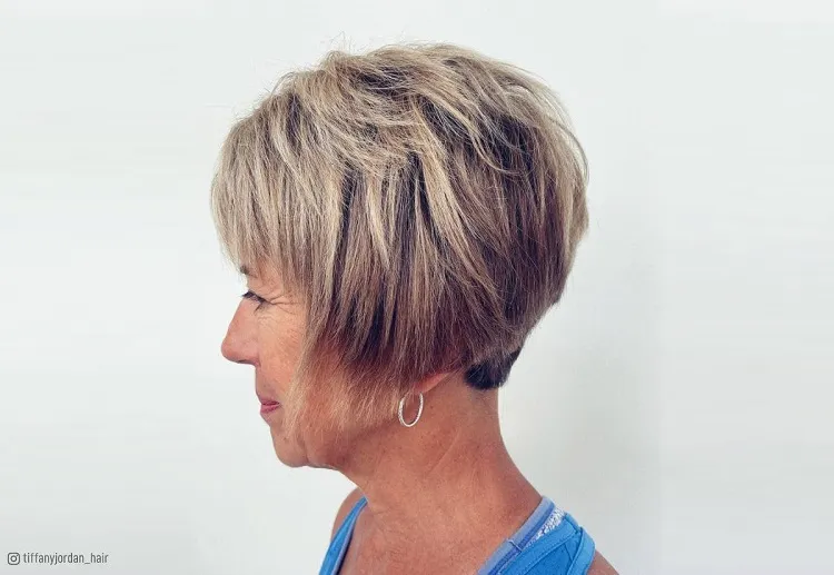 pixie bob for women over 60 with grau hair