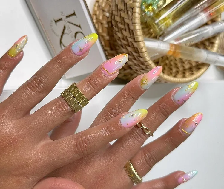 aura nails summer trends manicure 2023 designs