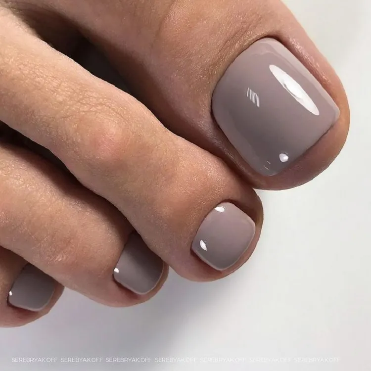 beige nail polish classy summer pedicure ideas trendy designs