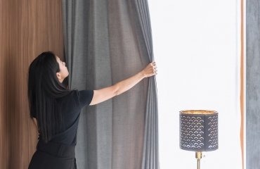 cleaning curtains dust in situ at home easy tips tricks