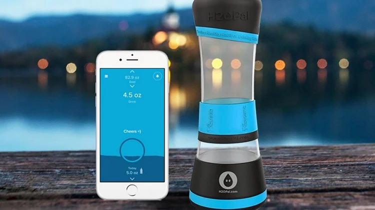 college graduation gift ideas for him smart water bottle with a phone app