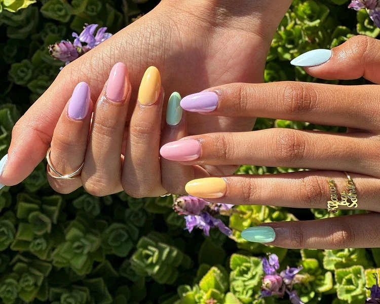 different chrome nail colors pastel manicure almond