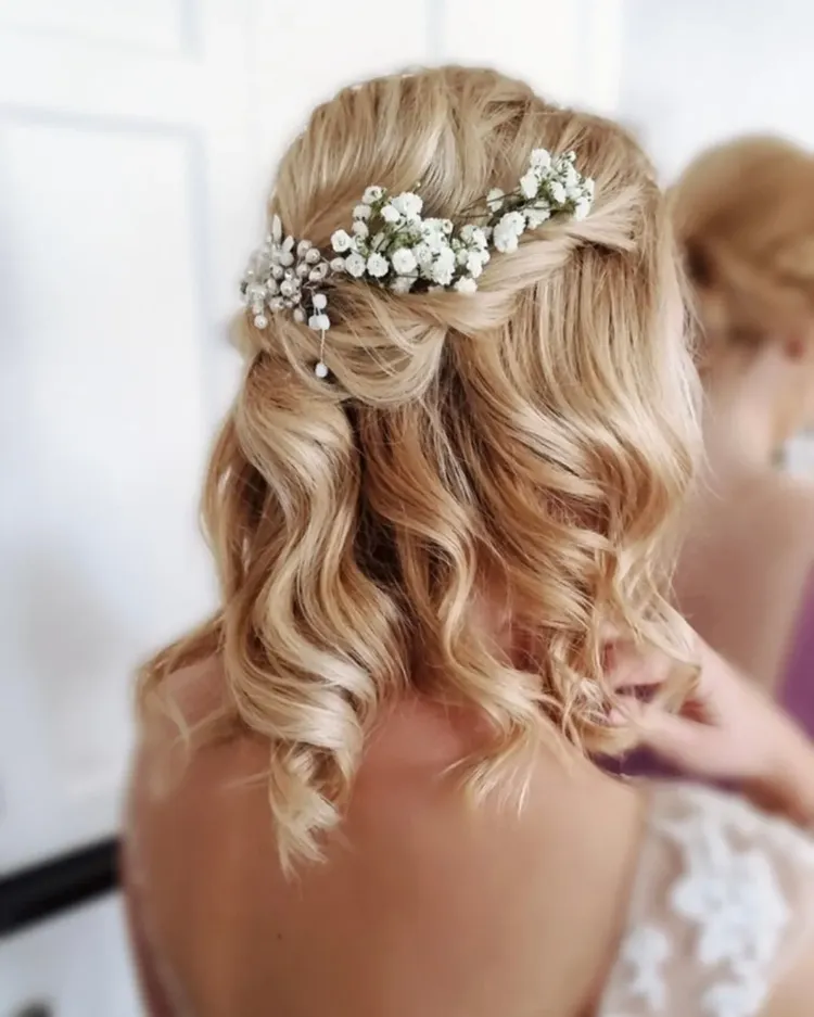 festive wedding hairdo for short hair