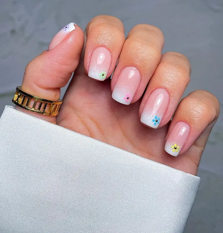 french ombre nails with design for summer 2023