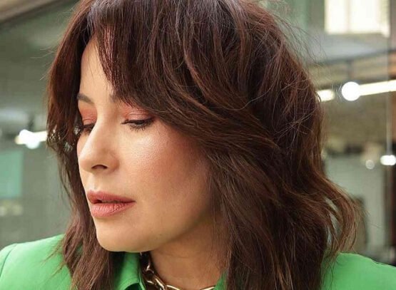 hairstyles for women over 50 with sqaure face