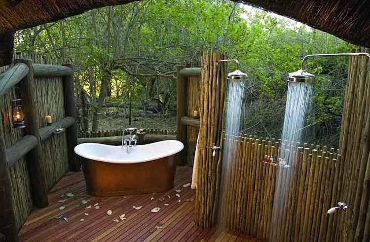 how much does it cost to build an outdoor shower make a wooden floor