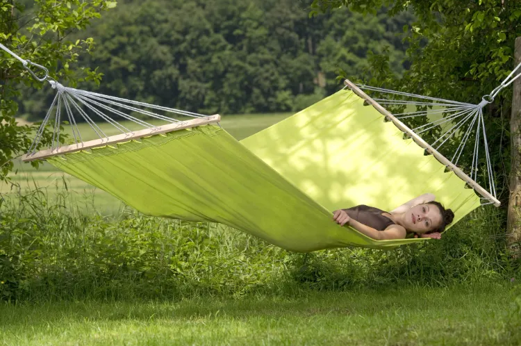 how to make a hammock out of old bed sheets