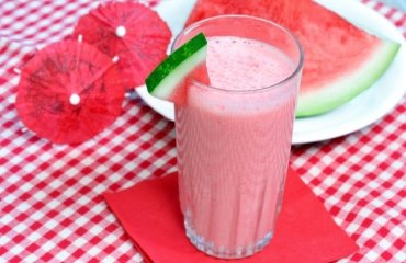 how to make watermelon smoothie at home