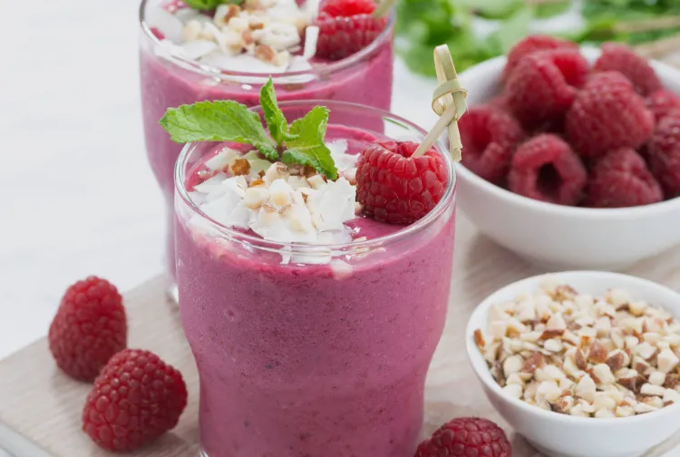 how to prepare a fresh and healthy smoothie