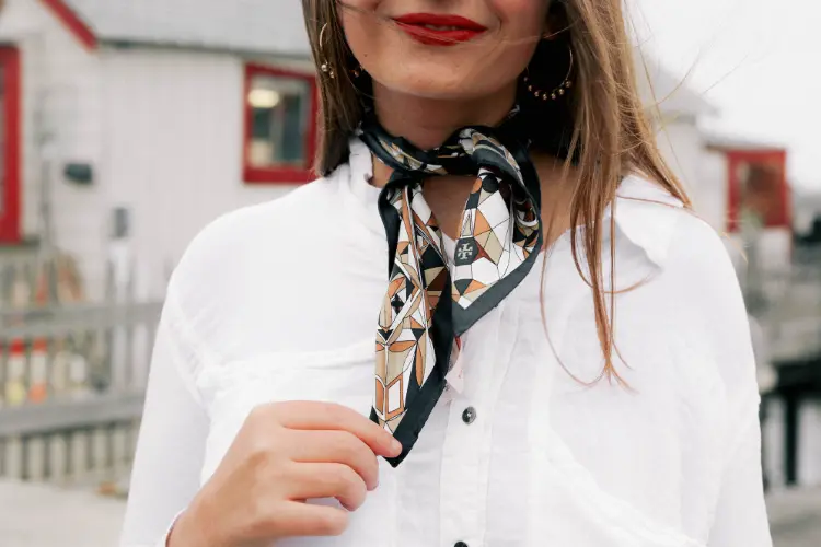 how to wear a scarf around the neck idea chic spring fall 2023 trends