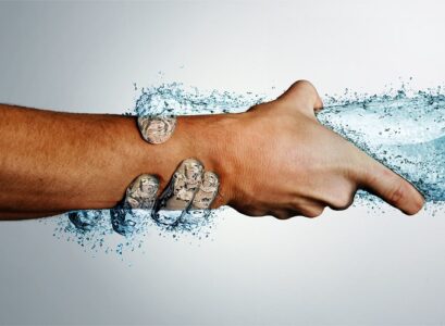 is there a way to distill water at home heat water till it evaporates