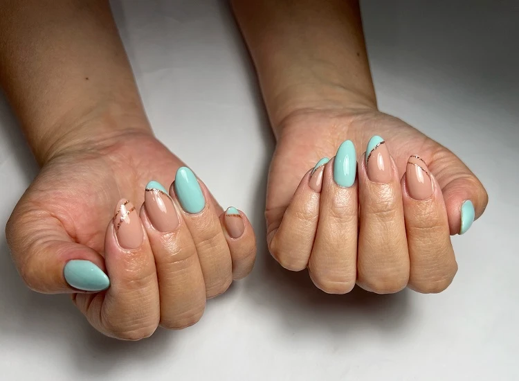 light blue nails summer manicure trends 2023 colors
