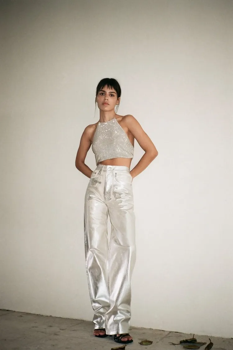 metallic boyfriend mid rise jeans silver tulle halterneck top summer 2023 party outfits