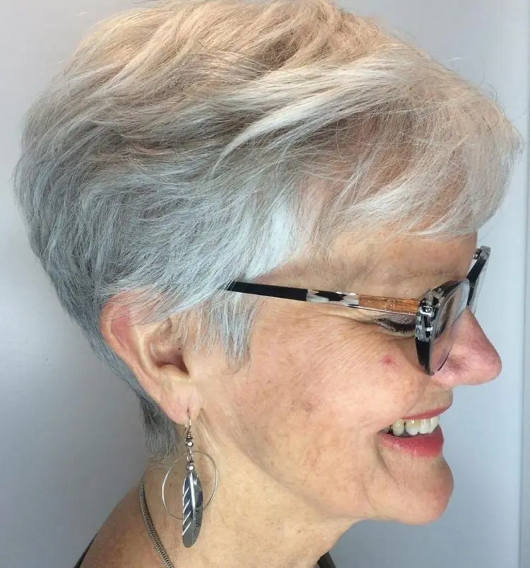 pixie short hairstyle for women over 60 with glasses