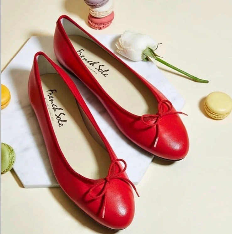 red ballet flats with a bow summer shoes trends 2023