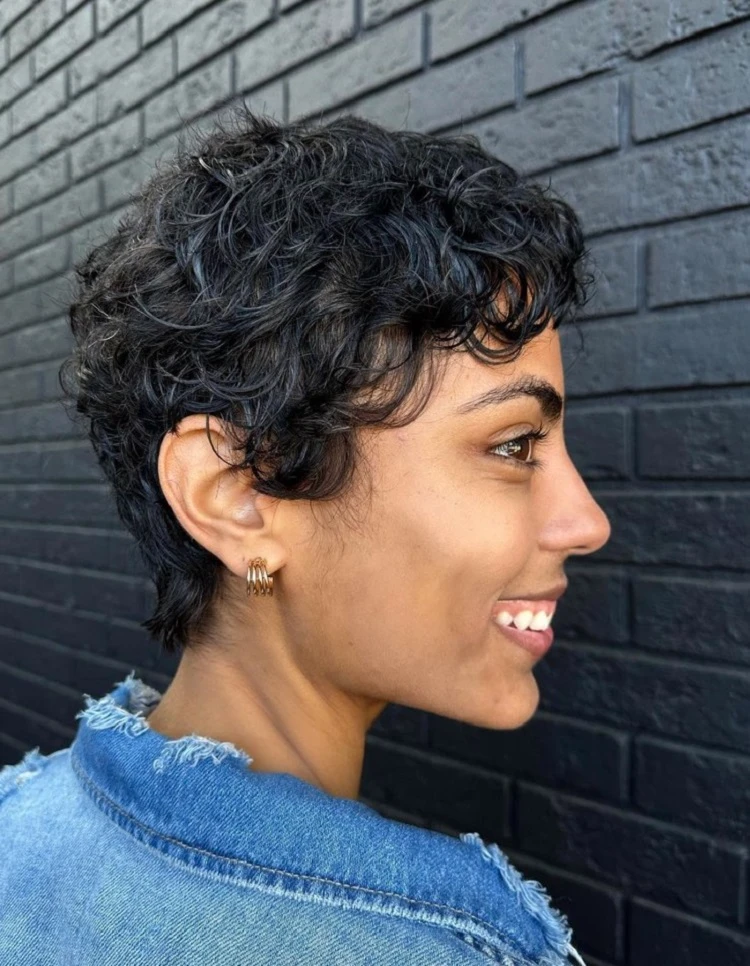 short pixie haircut with bangs for natural curly hair