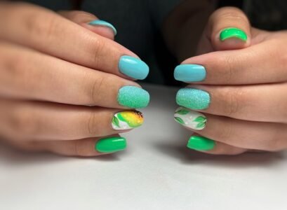 summer nail polish colors 2023