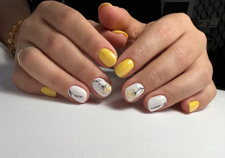 top nail polish colors summer 2023 yellow manicure