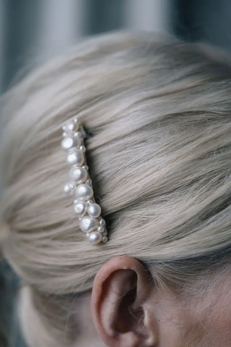 vintage hair clips rejuvenating hairstyles for women over 40