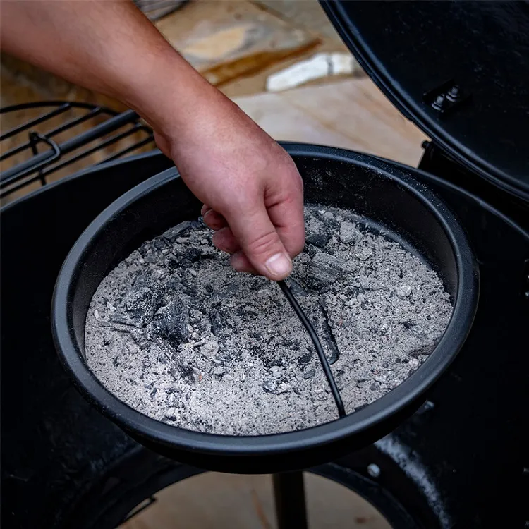 what is the best way to clean bbq grill grates dispose the ash from ash catcher
