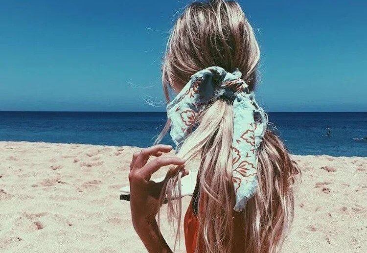 how to tame your hair in high humidity naturally tips and tricks
