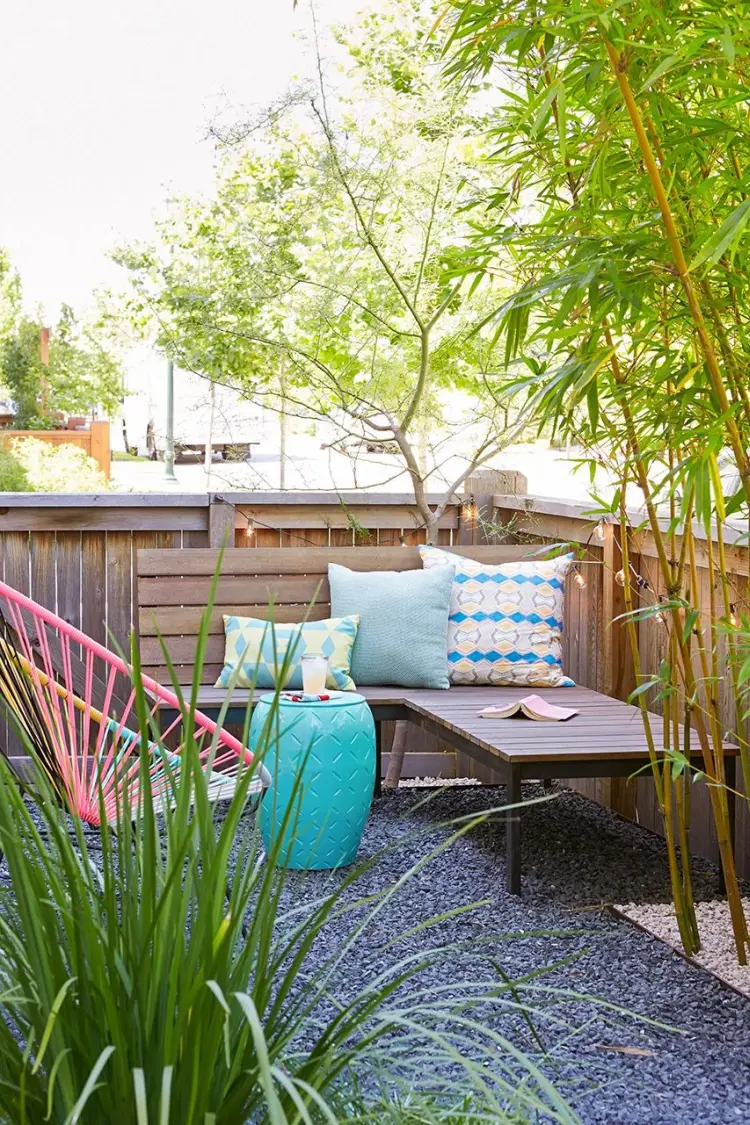 small outdoor relaxation area design pictures