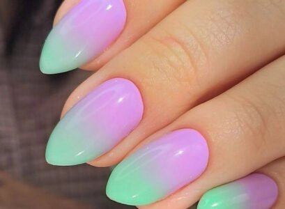 two tone nails summer trends color combinations