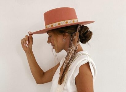 bandana scrunchie low bun wide brim hat hairstyle ideas long hair summer 2023