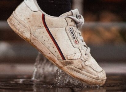 clean white rubber soles dirty yellow stained sneakers diy home remedies