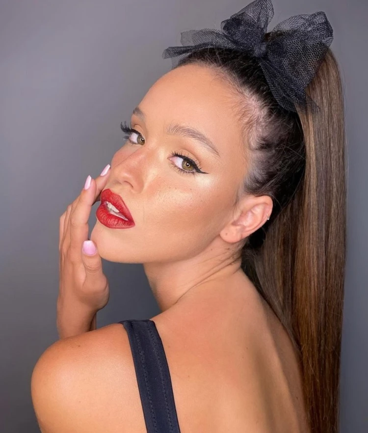 cute high ponytail hairstyles for straight hair