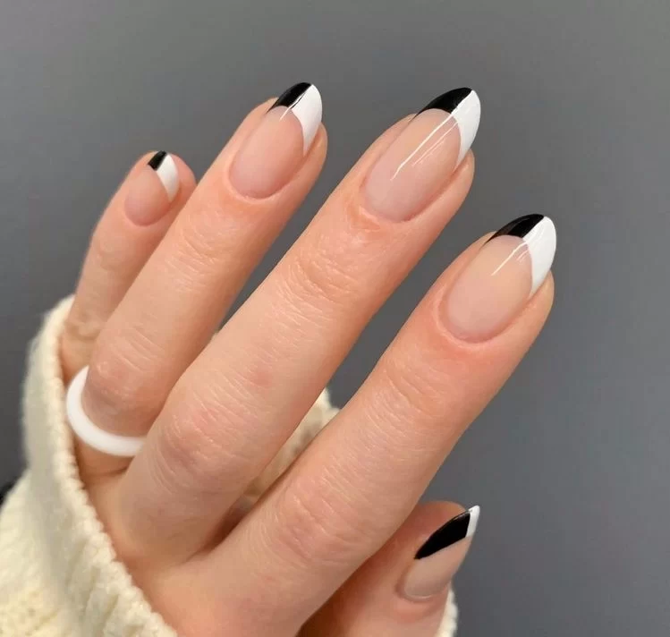 french nails black and white