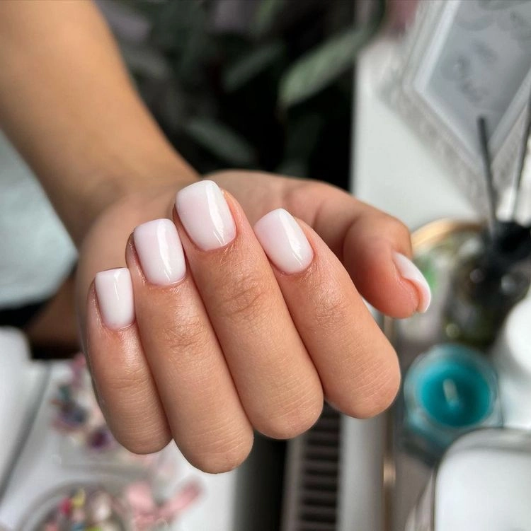 gentle manicure milk nails summer trends