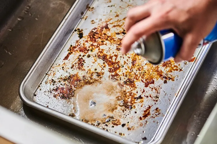 gross baking sheet with a commercial spray with chemicals 1