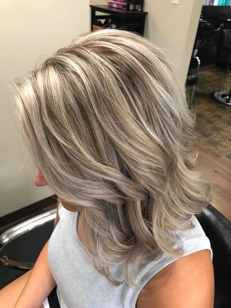 highlights for grey hair with blonde women over 50