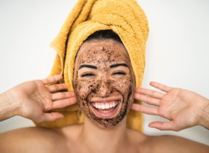 homemade face masks for glowing skin diy ground coffee exfoliator