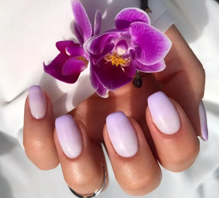 lavender ombre nail designs 2023