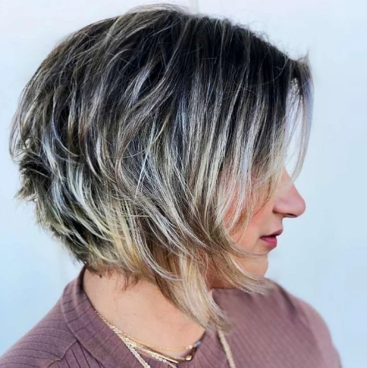 layered bobs for fine hair over 50 layered bob with highlights for over 50