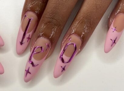 leo season nails design long almond shape pastel pink french tips chrome lettering