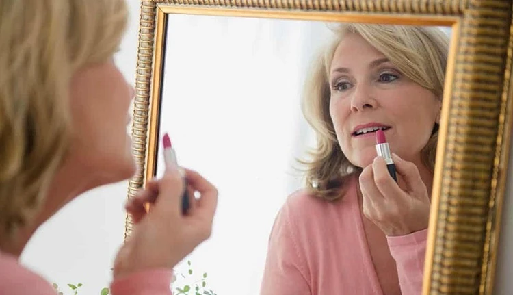 lipstick color to avoid to look older lipstick to look younger