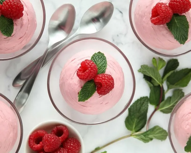low carb vegan raspberry mousse 5 minute dessert recipe