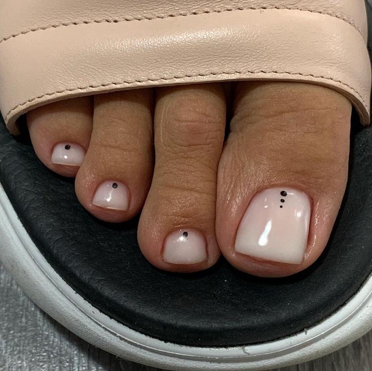 milky white nail polish trendy pedicure colors summer 2023