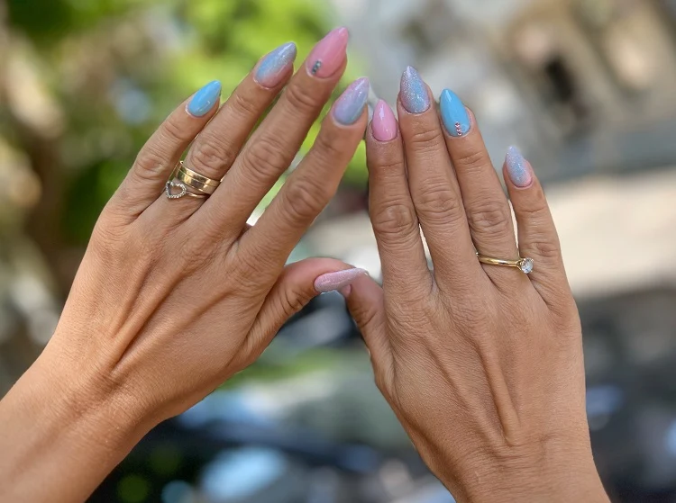 pastel ombre nails for older ladies almond shape