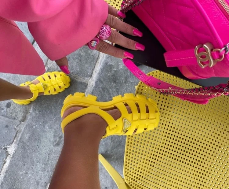 prada jelly shoes how to wear them summer 2023 ideas fashion style hot pink